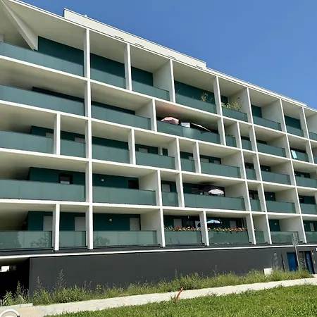 Apartment New With Large Balcony *